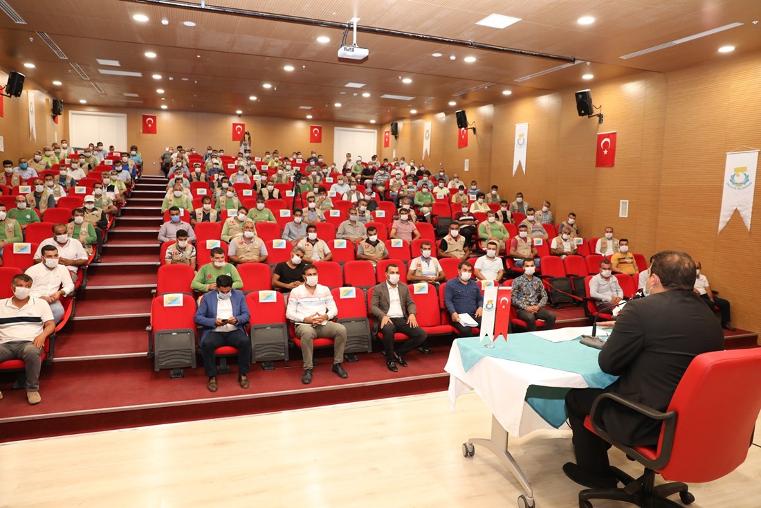 BAŞKAN CANPOLAT, ÇEVRE KORUMA PERSONELLERİ İLE BİR ARAYA GELDİ