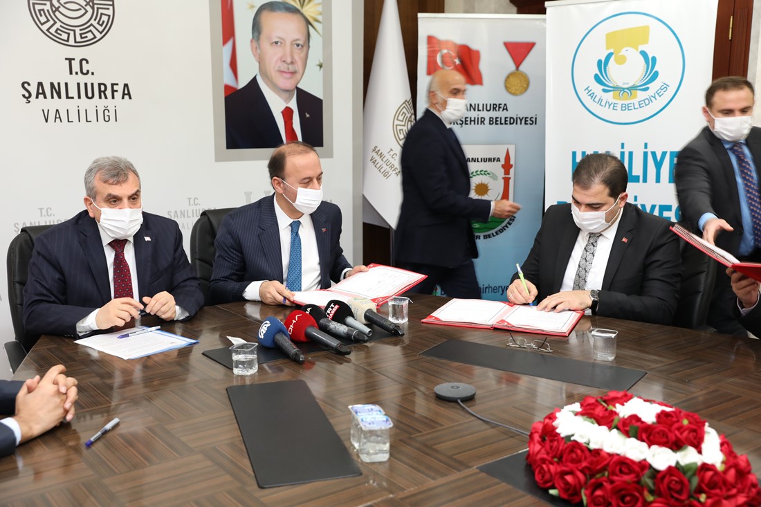 BAŞKAN CANPOLAT’TAN İSTİHDAM ATAĞI: 2 FABRİKA KURUYORUZ