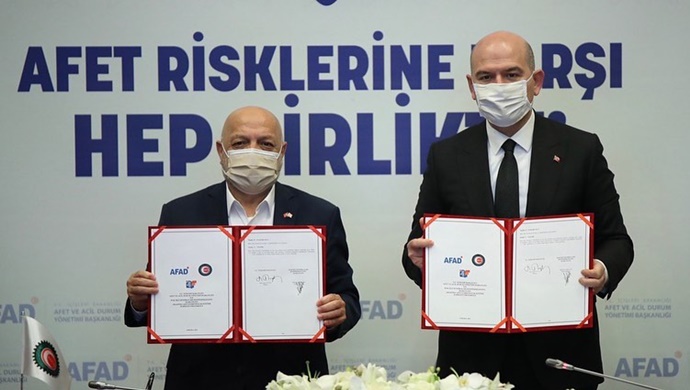 Bakan Süleyman Soylu Hak İşçi Sendikaları ve Konfederasyonları İle Afet Eğitim İşbirliği Protokolü İmza Töreni’ne Katıldı