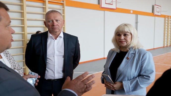 «Единая Россия» проверила готовность образовательных учреждений к 1 сентября и ход работ в зонах отдыха